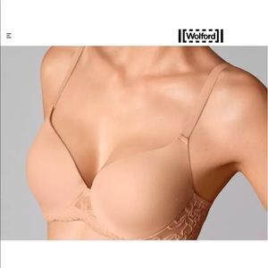 Wolford  Velvet Lace Cup Bra